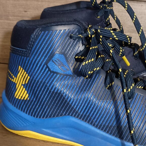 Under Armour Curry 2.5 Dub Nation Youth Basketball Shoes Size 2.5Y 1276333-400 - Picture 3 of 16